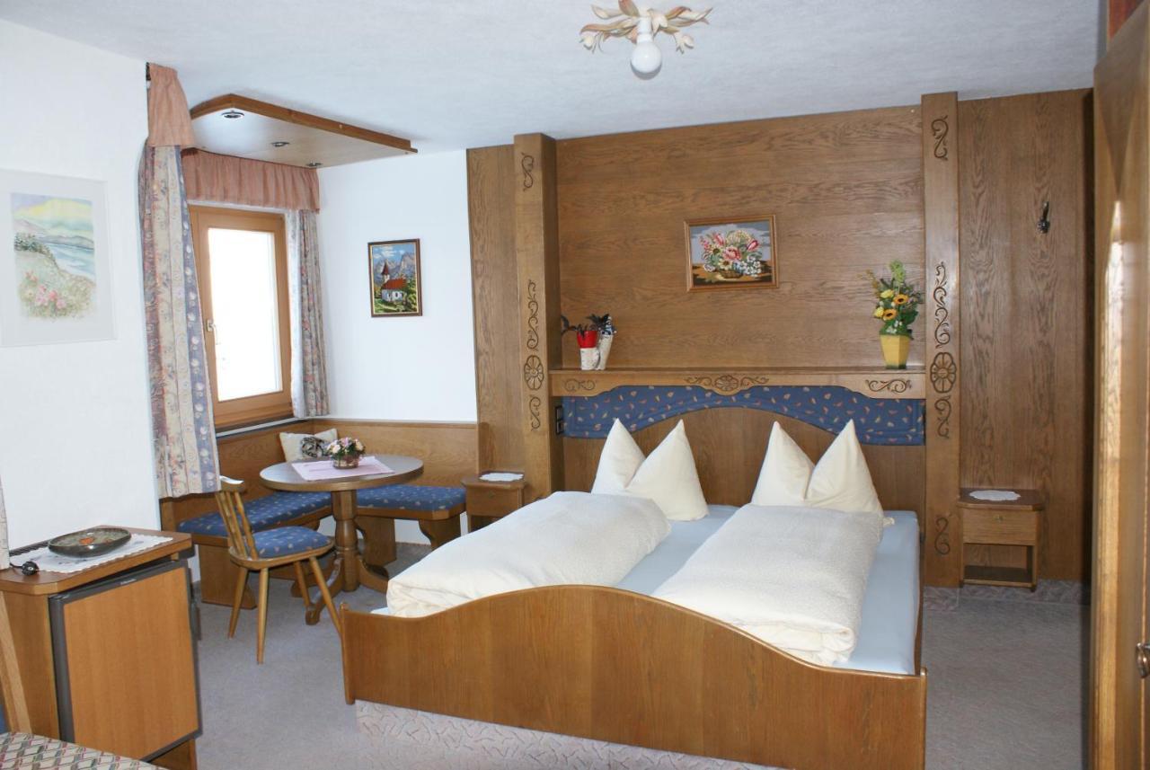 Отель Haus Bergfrieden Бах Номер фото